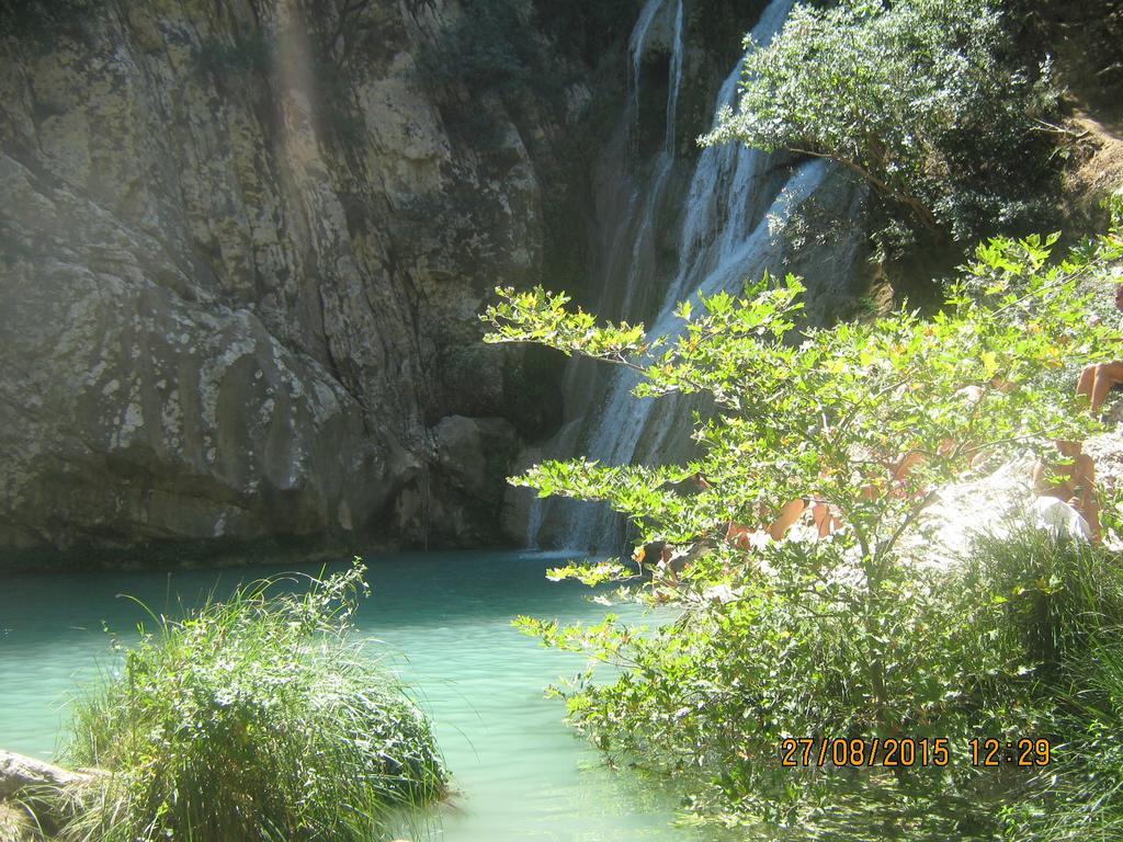 Aiolos Kalamaki  Bagian luar foto
