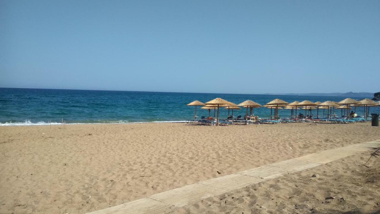 Aiolos Kalamaki  Bagian luar foto